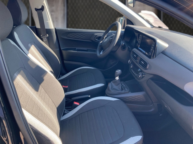 Bild 5: Hyundai i10 GO Plus 1,0 MT