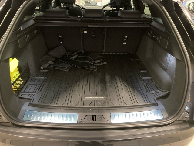 Bild 9: Land Rover Range Rover Velar SV-Dynamic SE P400e