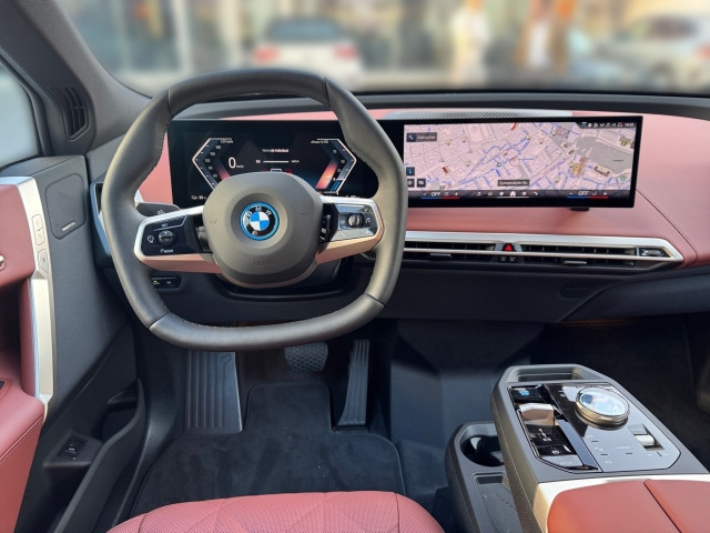 Bild 6: BMW PKW i-Serie iX xDrive50 i20 XE2