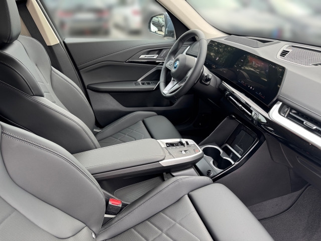 Bild 5: BMW iX1 eDrive20 U11