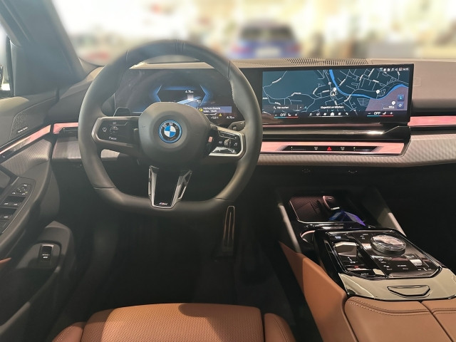 Bild 6: BMW i5 eDrive40 Touring G61