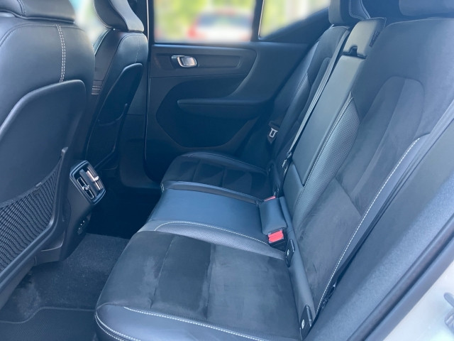 Bild 8: VOLVO PKW XC40 D3 R-Design Gea