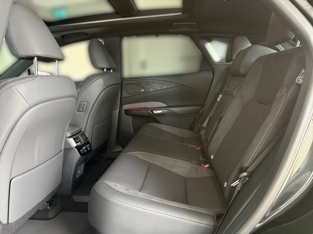 Bild 8: Lexus RX 450h+ Luxury