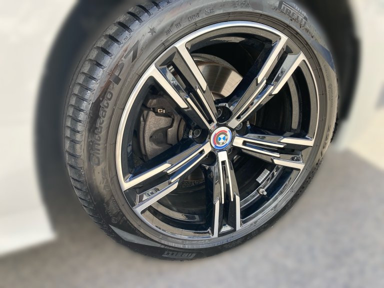 Bild 4: BMW 320d 48 V xDrive Touring Aut.