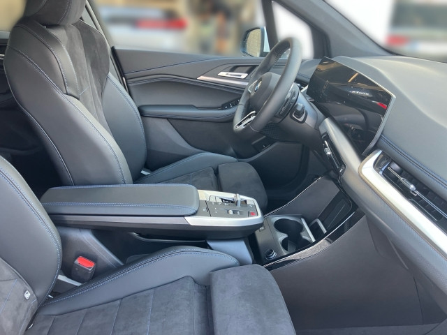 Bild 5: BMW 218d Active Tour B47