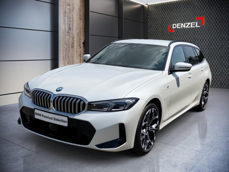 Bild 1: BMW 330e xDrive Touring G21