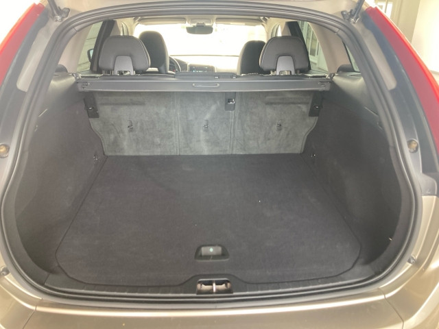 Bild 9: VOLVO PKW XC60 D3 Geartronic Kinetic