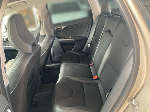Bild 8: VOLVO PKW XC60 D3 Geartronic Kinetic