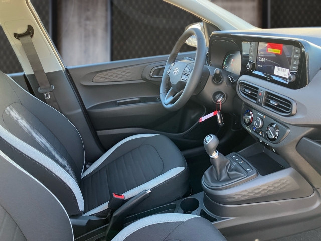 Bild 5: Hyundai i10 GO 1,0 MT