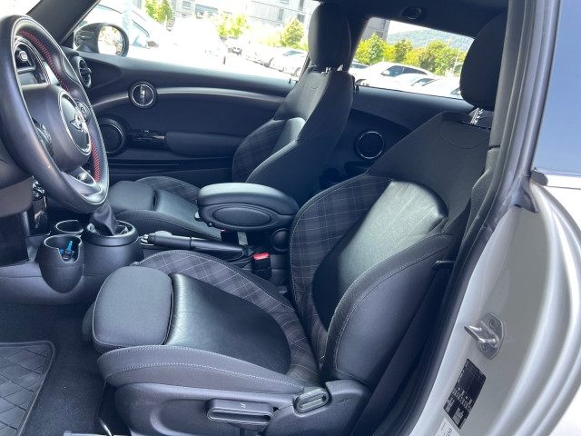 Bild 13: Mini Cooper D F56 B37