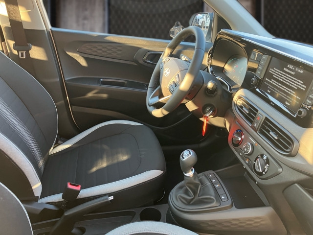 Bild 5: Hyundai i10 GO 1,0 MT