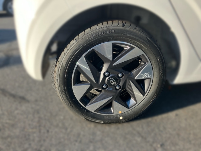 Bild 4: Hyundai i10 GO Plus 1,0 MT