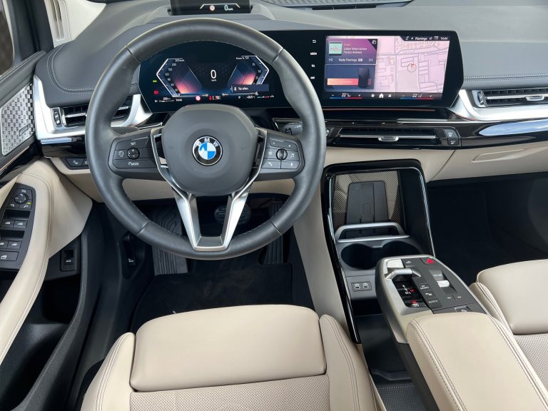 Bild 13: BMW 216i Active Tourer U06