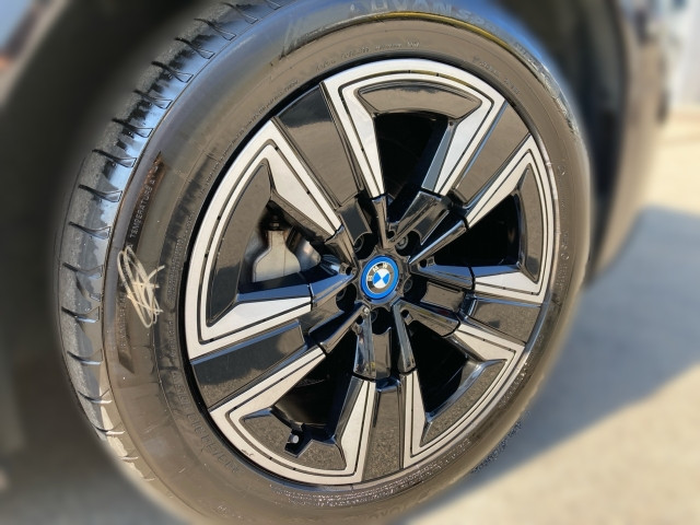 Bild 4: BMW iX3 M 73,8kWh Sport