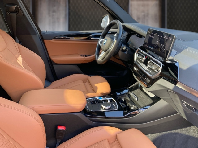 Bild 5: BMW iX3 M 73,8kWh Sport