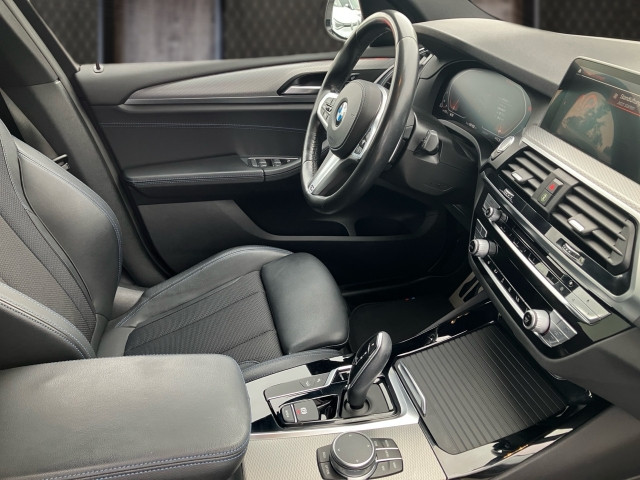 Bild 9: BMW X3 xDrive 20d Aut.