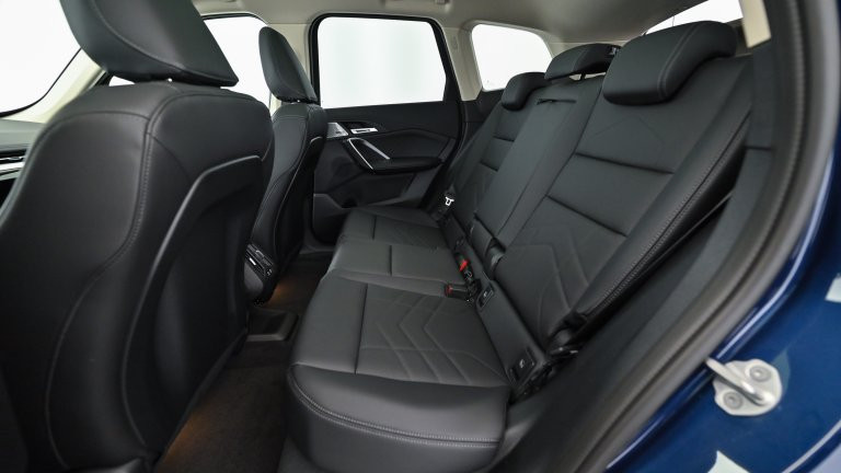 Bild 14: BMW X1 xDrive25e U11 XB2
