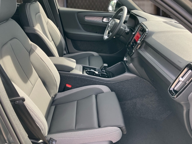 Bild 5: VOLVO PKW EX40 Ultra, Single Motor Extended Range, Vollelektrisch