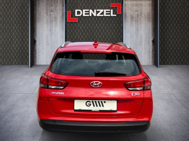 Bild 10: Hyundai i30 CW 1,5 DPI GO