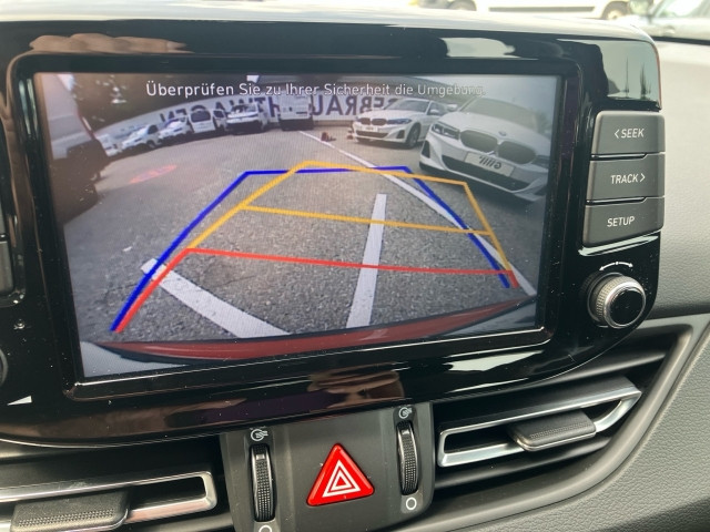 Bild 14: Hyundai i30 CW 1,5 DPI GO