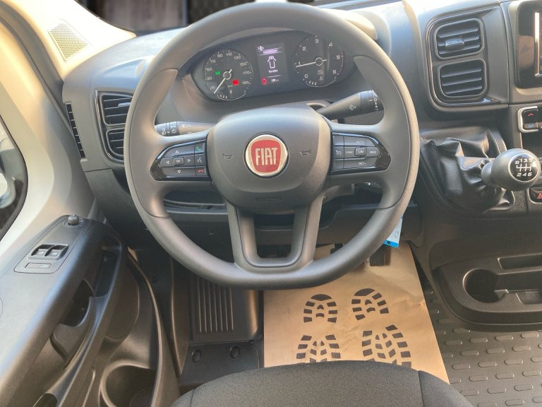 Bild 6: Fiat Ducato 33 L2H2 140