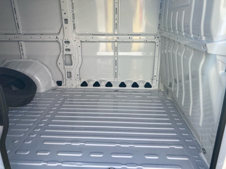 Bild 8: Fiat Ducato 33 L2H2 140