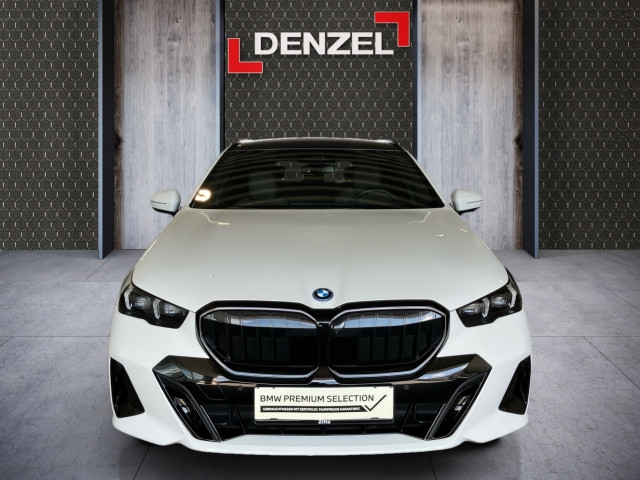 Bild 12: BMW 530e xDrive Touring