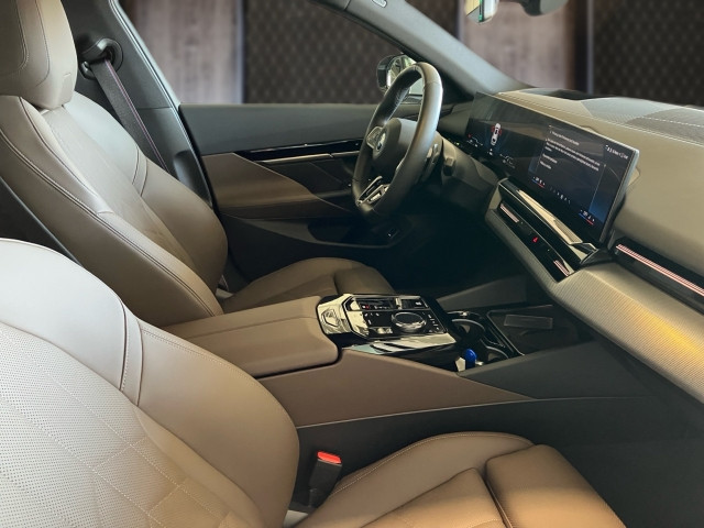 Bild 5: BMW 530e xDrive Touring