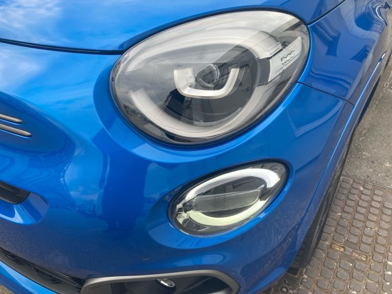 Bild 11: Fiat 500X Dolcevita MY22-Hybrid 130 7-Gang DCT Sondermodell Dolce