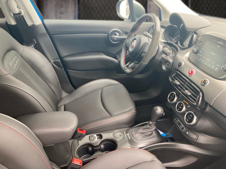 Bild 5: Fiat 500X Dolcevita MY22-Hybrid 130 7-Gang DCT Sondermodell Dolce