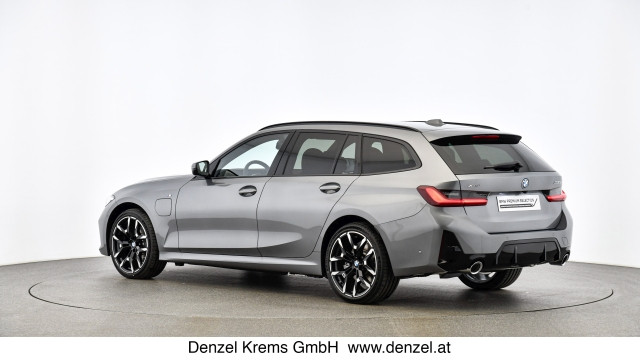 Bild 1: BMW 330e xDrive Touring G21