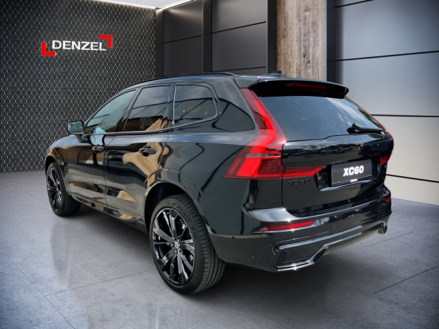 Bild 2: VOLVO PKW XC60 Black Edition Ultra, B5 AWD Mild Hybrid, Benzin