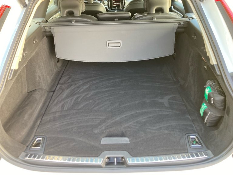 Bild 9: VOLVO PKW V90 D3 Momentum Pro Geartronic