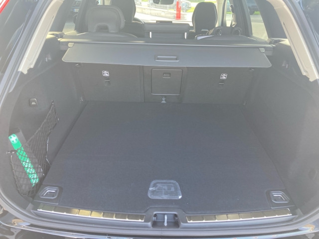 Bild 0: VOLVO PKW XC60 Plus, T6 AWD Plug-in Hybrid, Elektrisch/Benzin, Dark