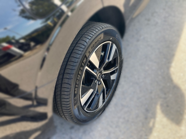 Bild 5: VOLVO PKW XC60 Plus, T6 AWD Plug-in Hybrid, Elektrisch/Benzin, Dark