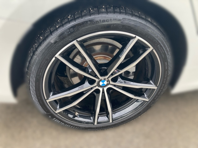 Bild 4: BMW 318d 48 V Aut.