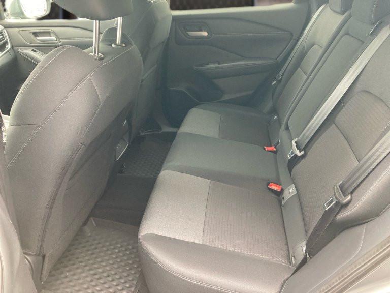 Bild 8: Nissan Qashqai1,3 DIG-T Acenta Aut.