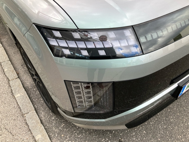 Bild 7: Hyundai IONIQ 9 Calligraphy 110 kWh 4WD Performance 96c72-O1/2