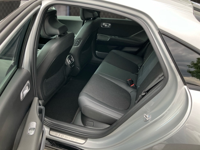 Bild 10: Hyundai IONIQ 6 BLACK Edition 77,4 kWh 4WD
