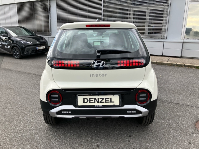 Bild 3: Hyundai INSTER Smart Line 42kWh