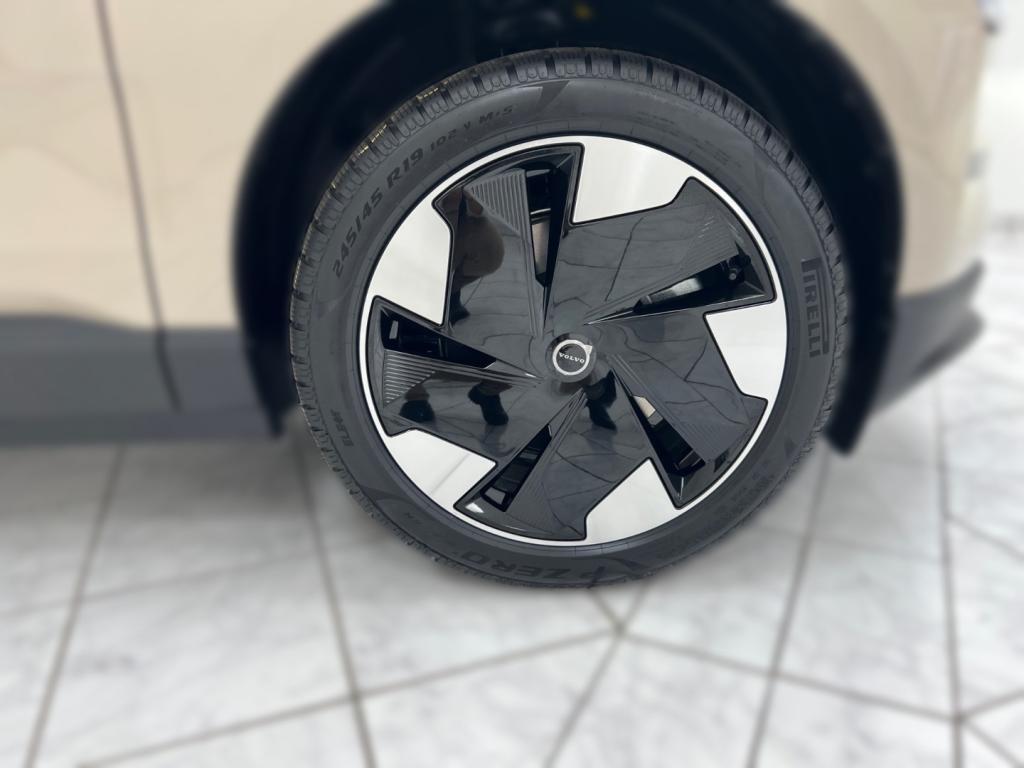 Bild 3: VOLVO PKW EX30 Single Motor Extended Core