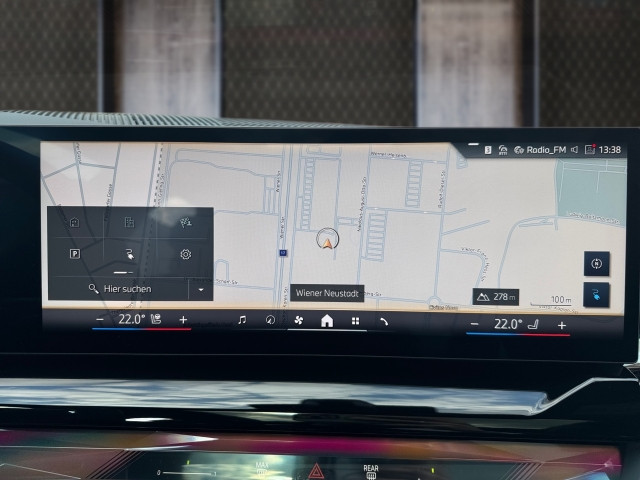 Bild 7: BMW i5 xDrive40 Limousine