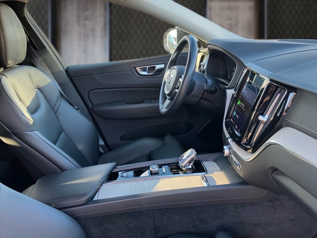 Bild 5: VOLVO PKW XC60 B4 Plus Bright Geartronic