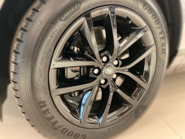 Bild 3: Land Rover Range Rover Evoque P270e Dynamic SE