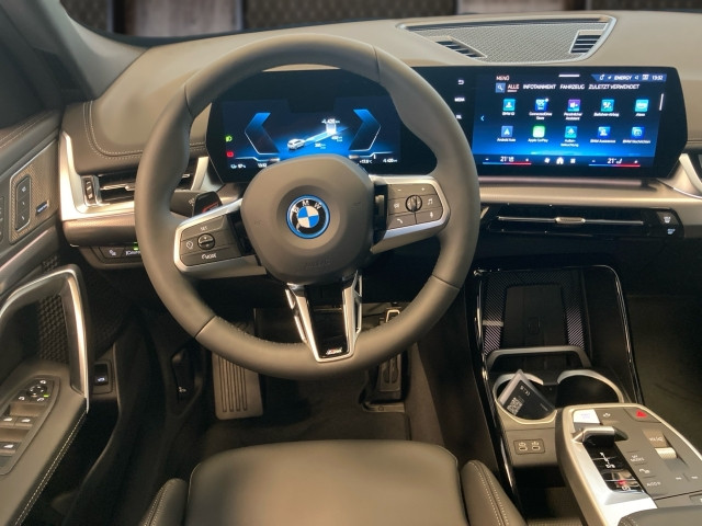 Bild 9: BMW iX1 eDrive20 U11 HB0