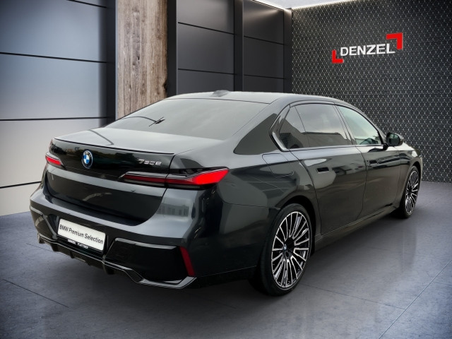 Bild 10: BMW 750e xDrive Limousine G70 XB1
