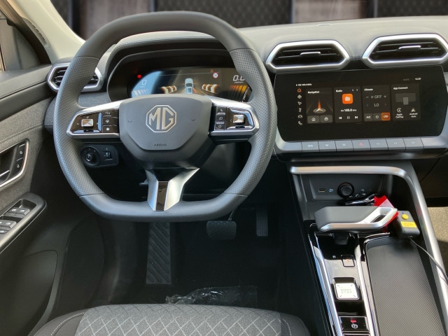 Bild 6: MG ZS HEV Select/25
