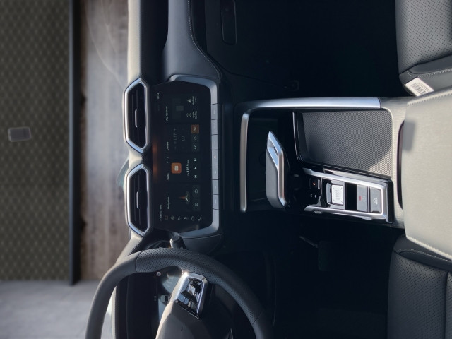 Bild 7: MG ZS HEV Luxury/25