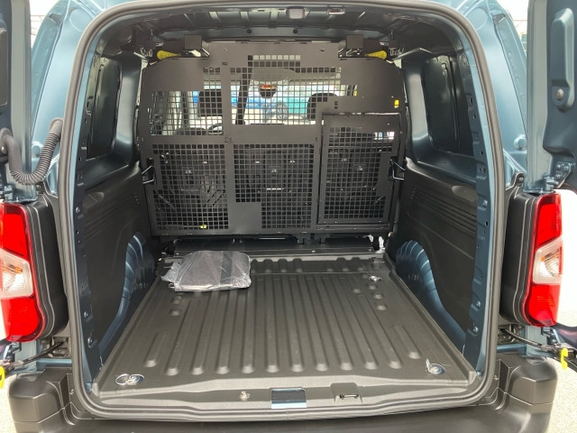 Bild 9: Fiat Transporter Doblo DoKa L2