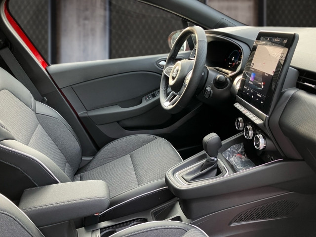 Bild 5: Mitsubishi Colt 1,6 HEV Diamond AT 24